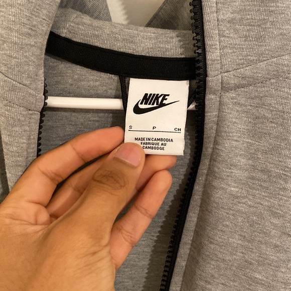 Grey Men’s Nike Tech Tracksuit - Picture 3 of 7